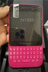 Blackberry Q5 8GB+2GB 4G Unlocked 5MP QWERTY Keyboard CellPhone-1year warranty