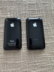 Lot of 2 Vintage Apple iPhones A1303 A1241 8GB iPhone 3G / 3GS For Parts As-Is